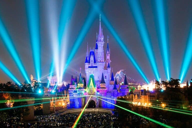 Best Time to Visit Tokyo Disneyland in 2023