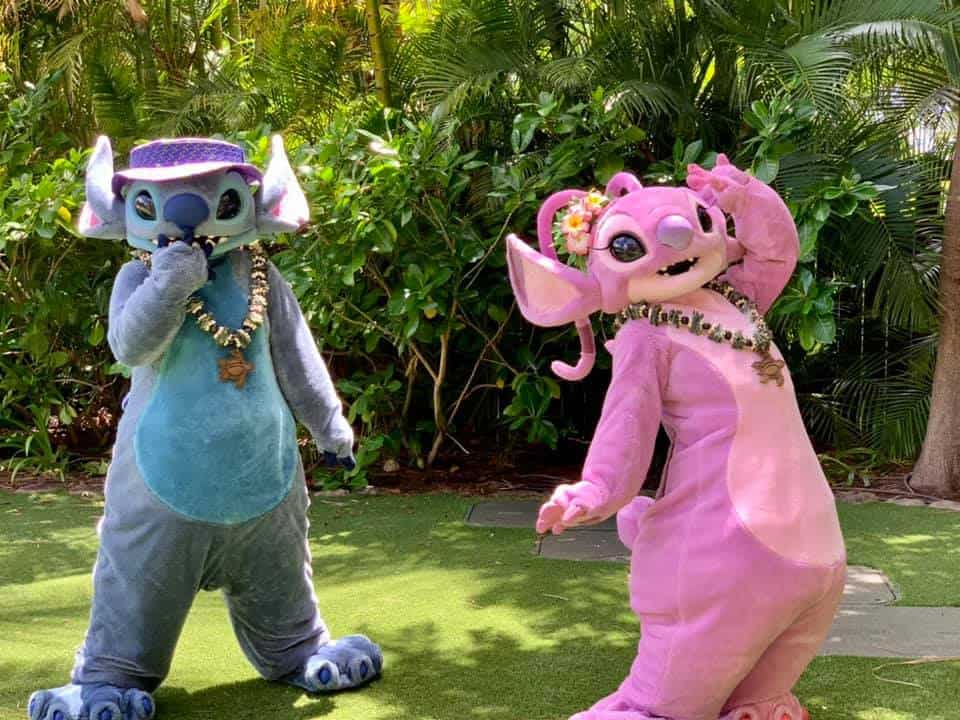Meeting Characters is a great Aulani experience!